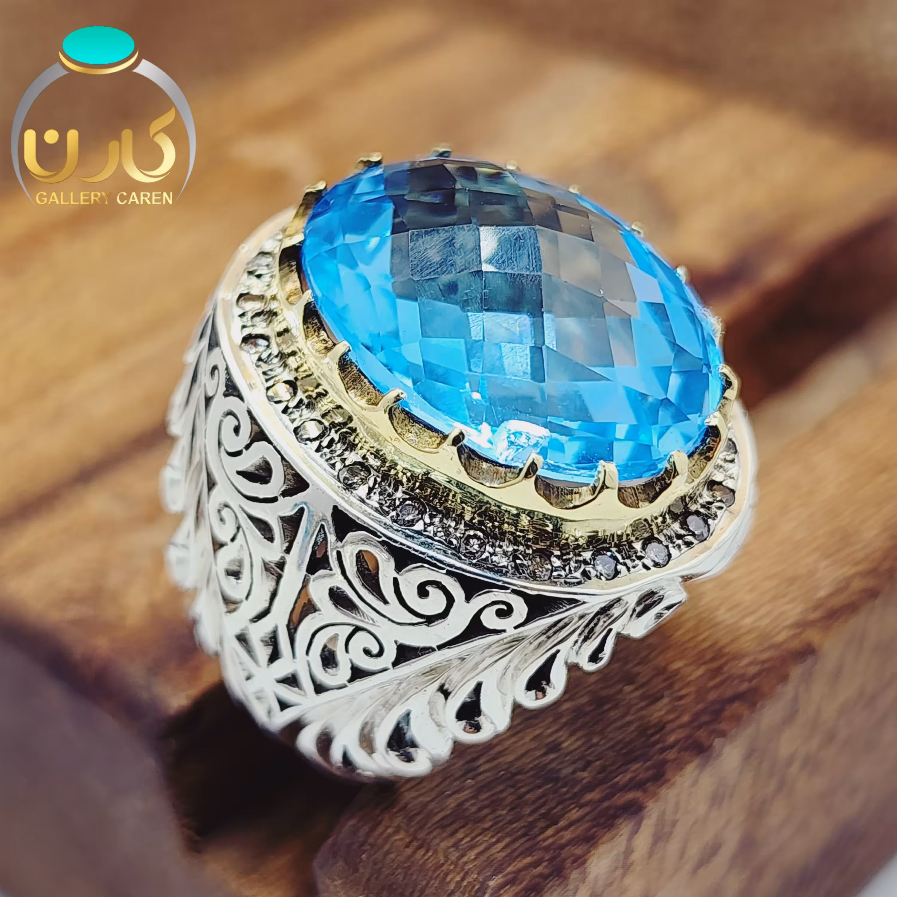 توپاز سوییس 32.7 قیراطی اصل و معدنی با انگشتر نقره مردانه تمام دستساز با تاج طلایی رنگ ثابت و مخراج 24 عدد الماس معدنی