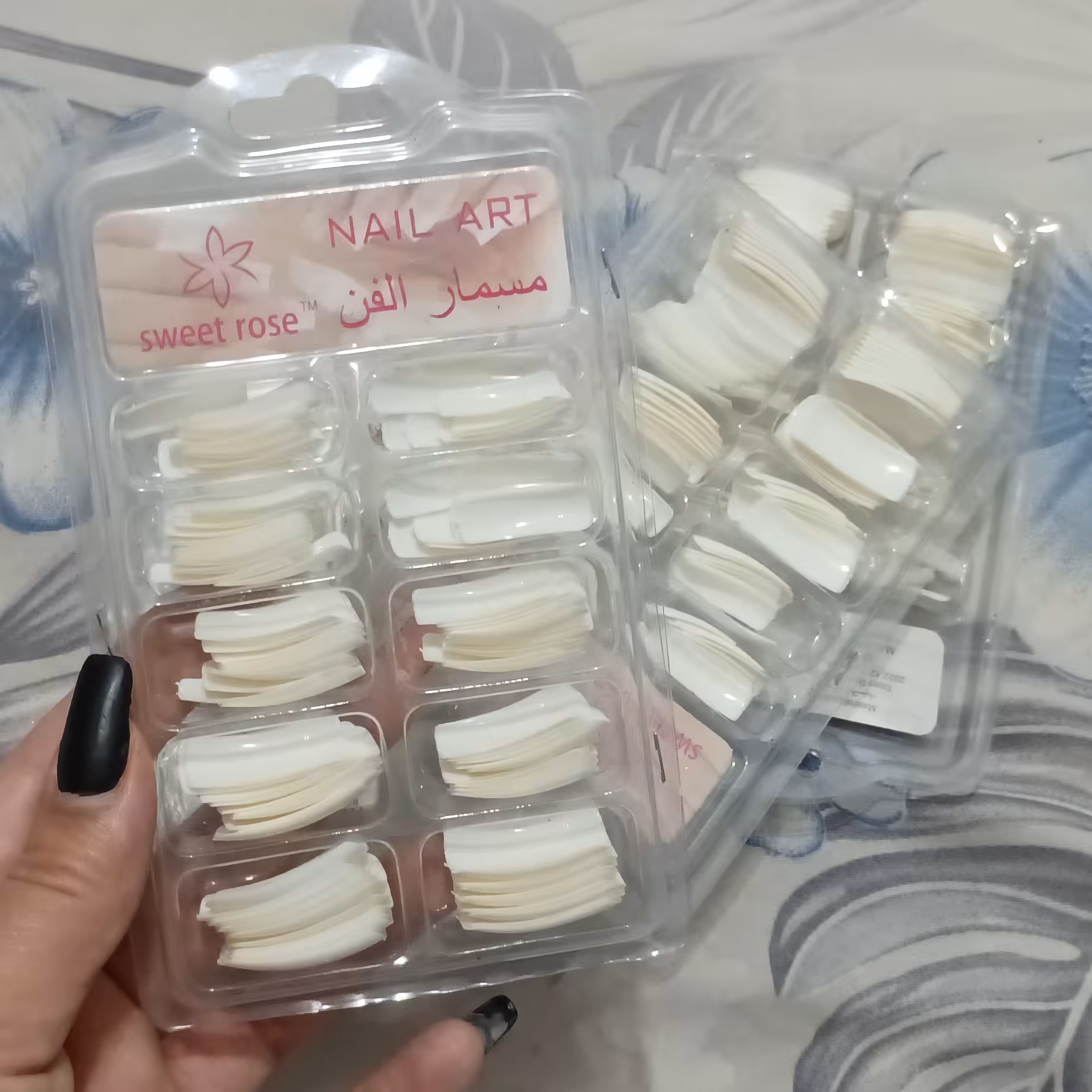 ناخن مصنوعی صد تایی