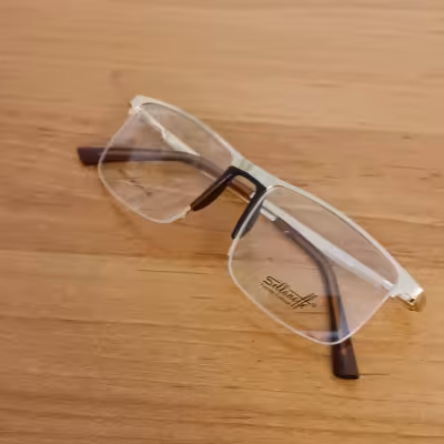 عینک طبی نمره منفی 2فقط ضعیفی