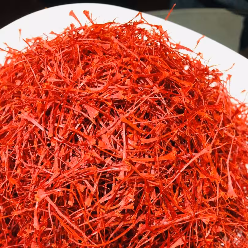 زعفران نگین محصول ابان1402 یک گرمی 