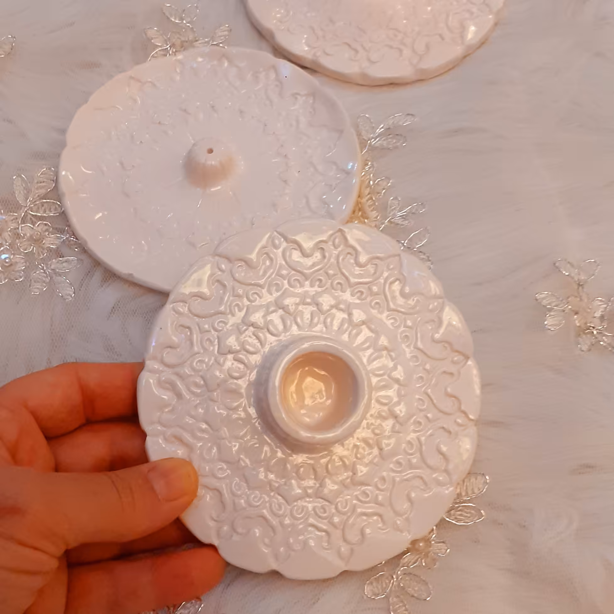 جاشمعی دو عدد، بسیارظریف وناز که راحت با هر دکوراسیونی ست میشه