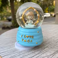 گوی برفی موزیکال دخترانه مدل یوگا متوسط خارجی