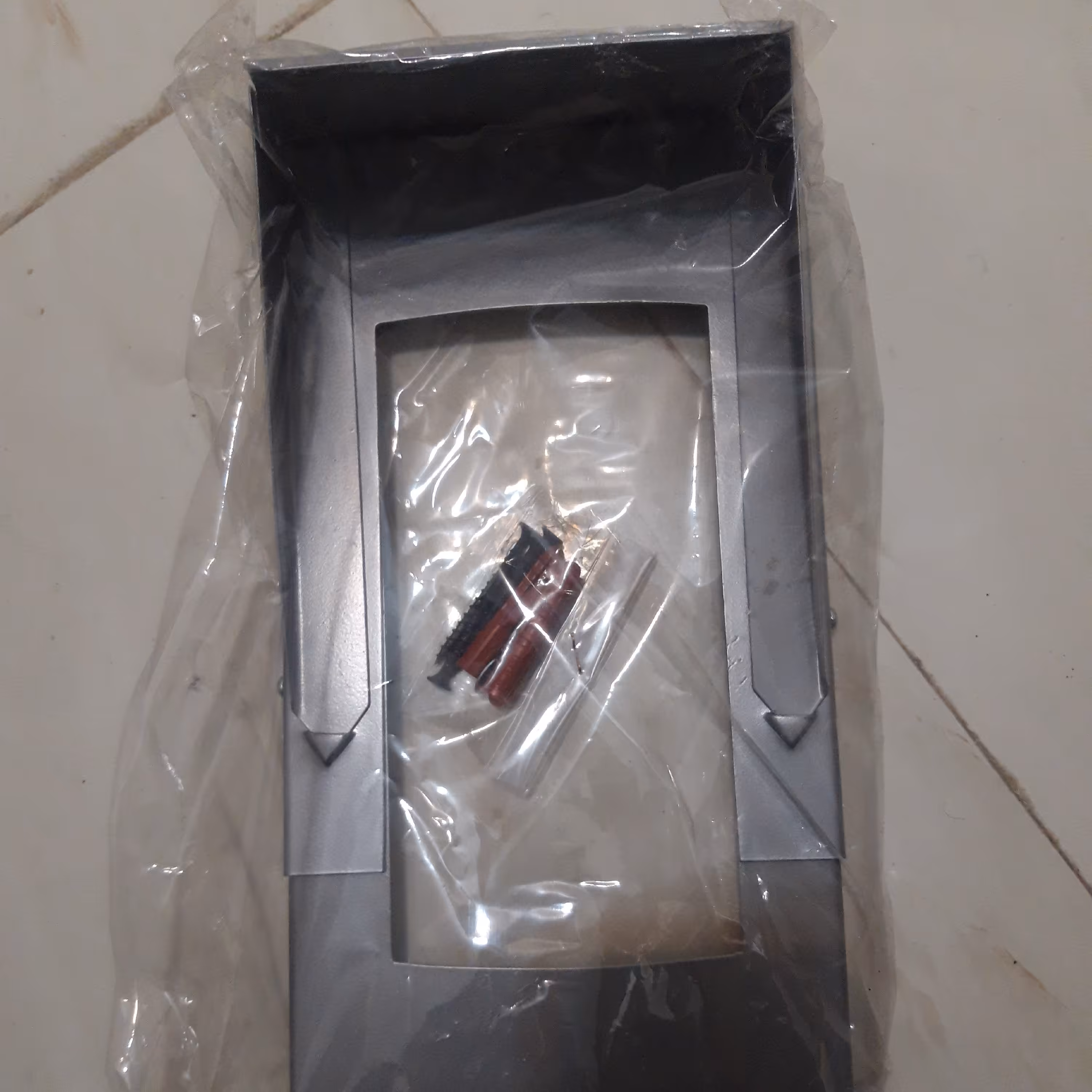 قاب بارانگیر فلزی محافظ پنل ایفون تصویری قابل تنظیم همه مدل ها باکیفیت ضخیم  کوماکس تابا سیماران الکتروپیک سوزوکی الدو 