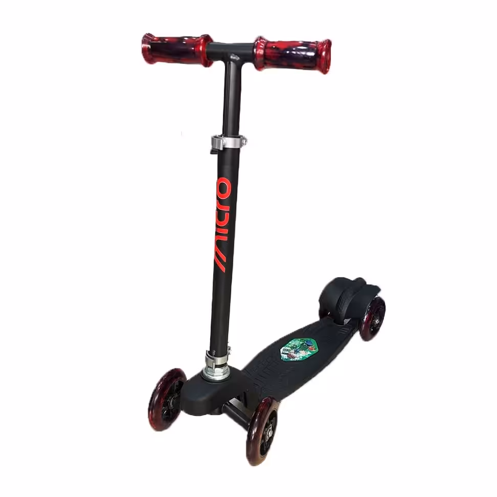 اسکوتر چهارچرخ میکرو مقاوم در رنگهای زیبا 