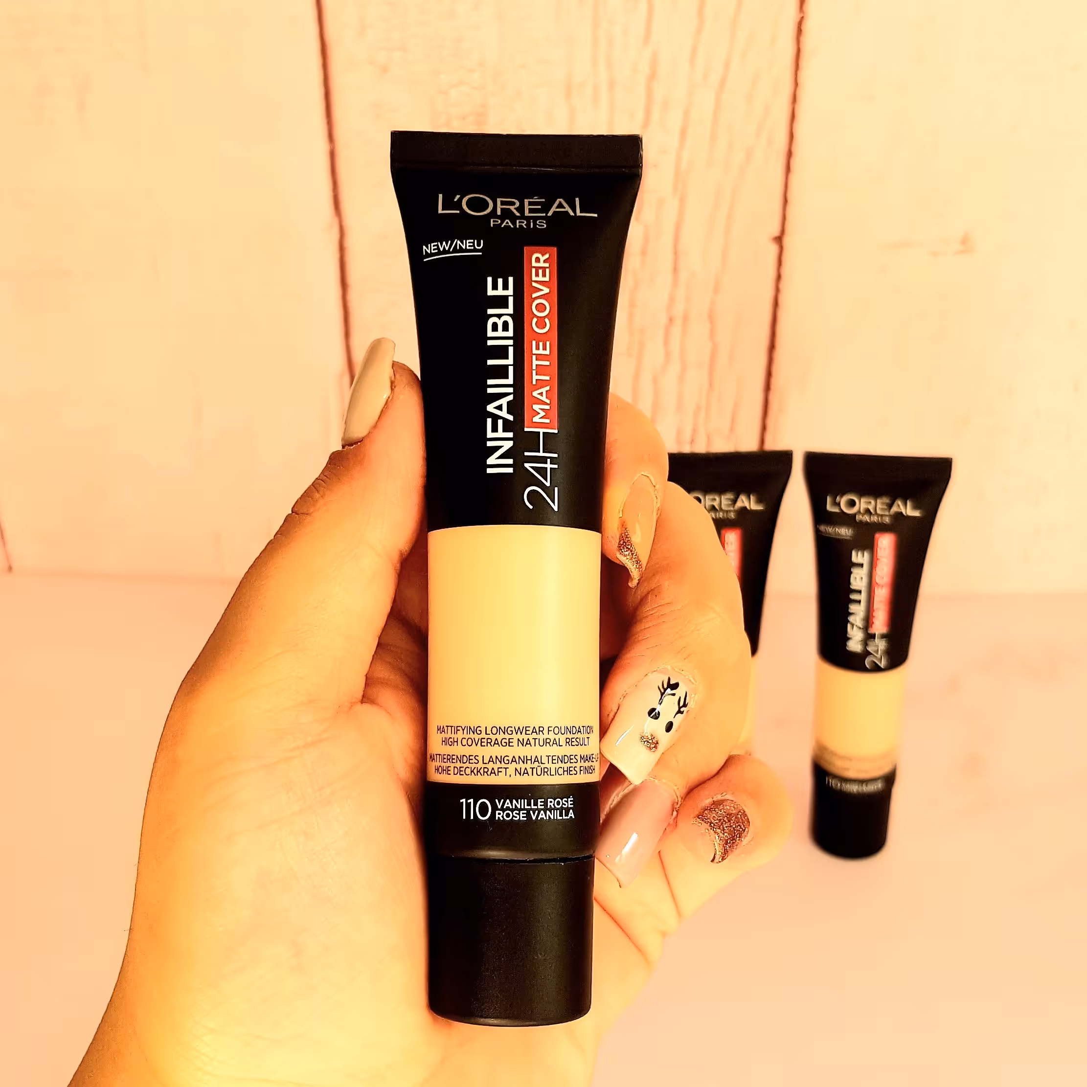 کرمپودر لوریل اورجینال کاور عالی کاملا مات خیلیی سبک فاقد چربی بدون ایجاد جوش