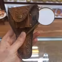 ذره بین باکیف چرم و قطبنما چریکی