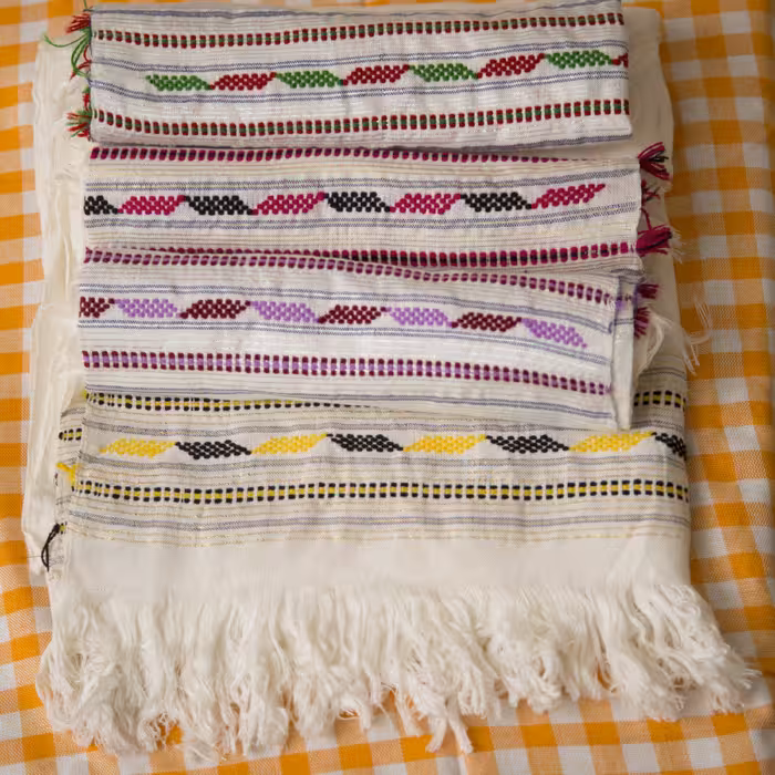 حوله حمام حاشیه سنتی دستباف  سفید