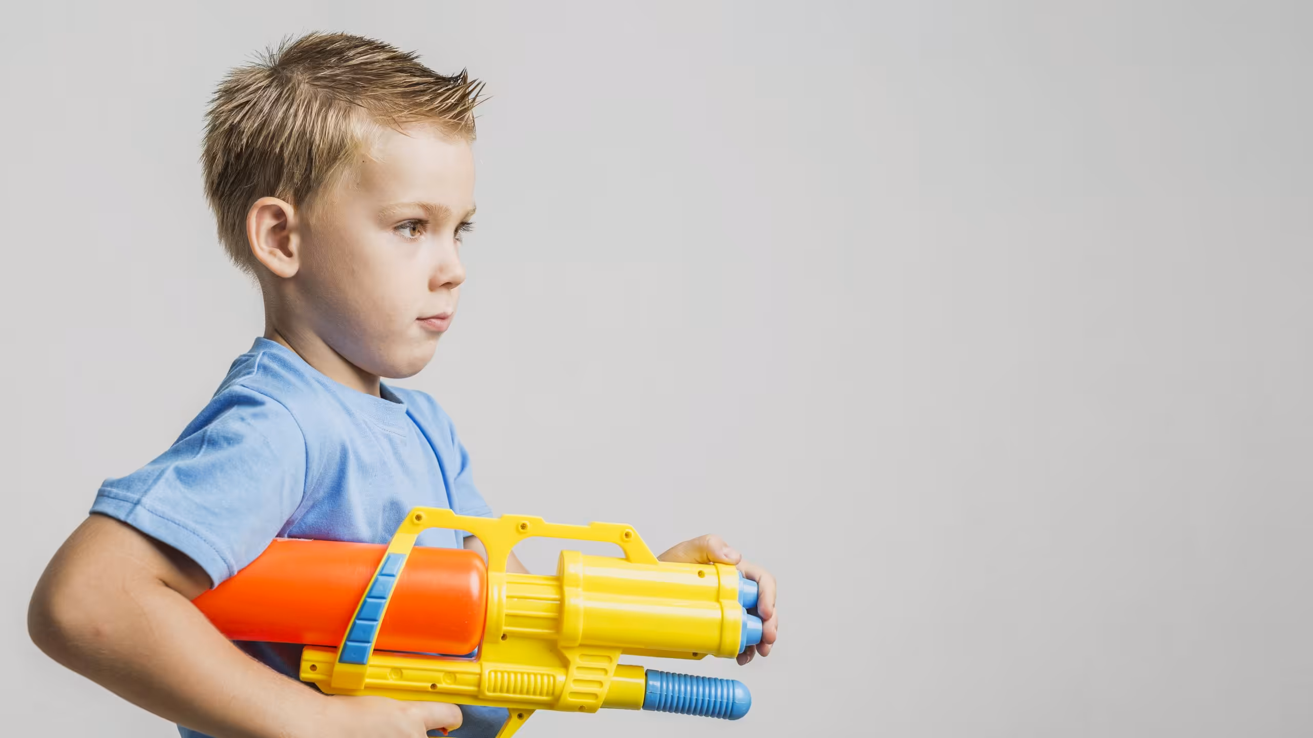 خرید تفنگ اسباب بازی