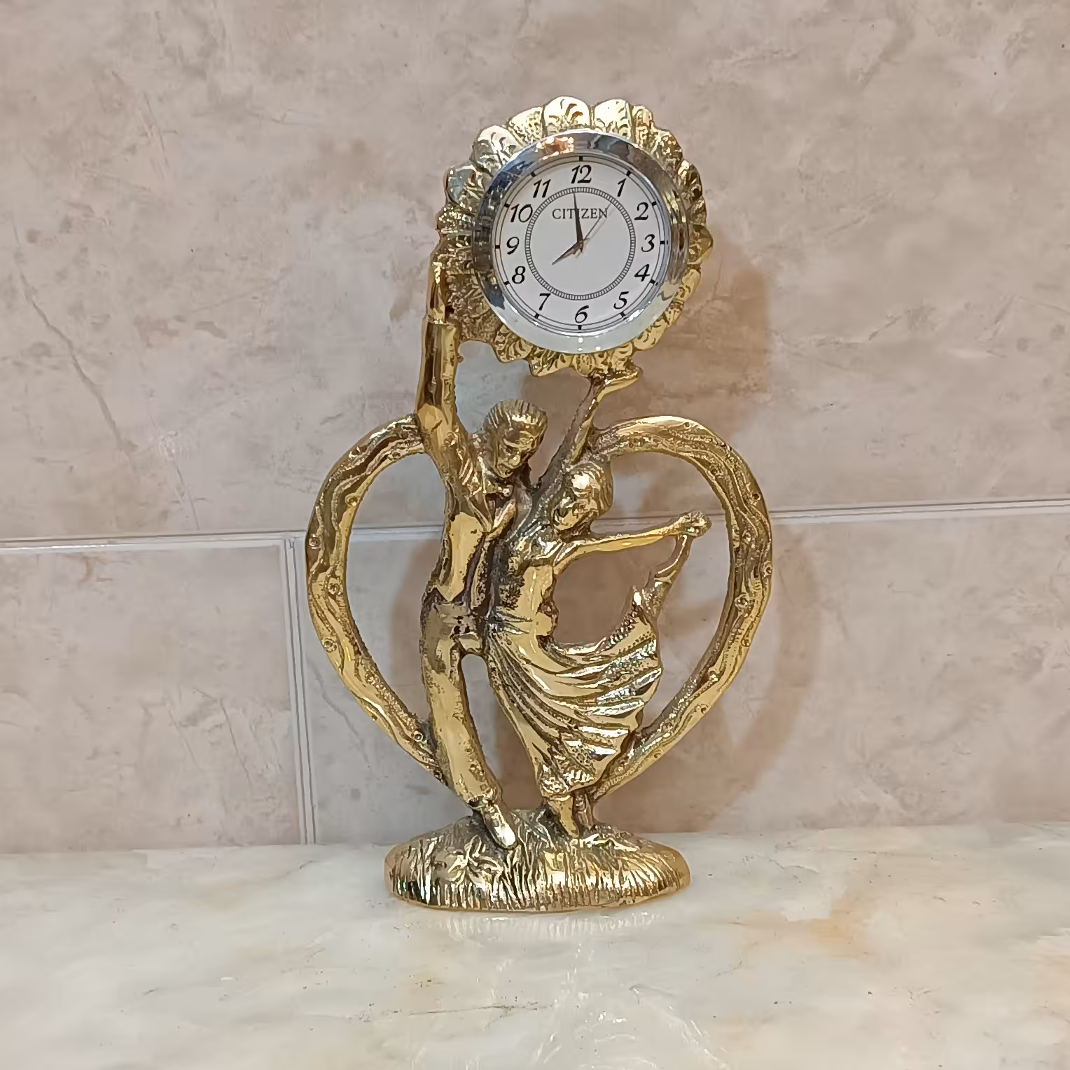 ساعت رومیزی برنجی و تزیینی  طرح بانو،کد 128