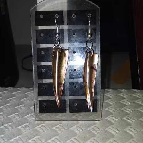 گوشواره زنانه و دخترانه سنگ قهوه ای روشن زیبای نیل