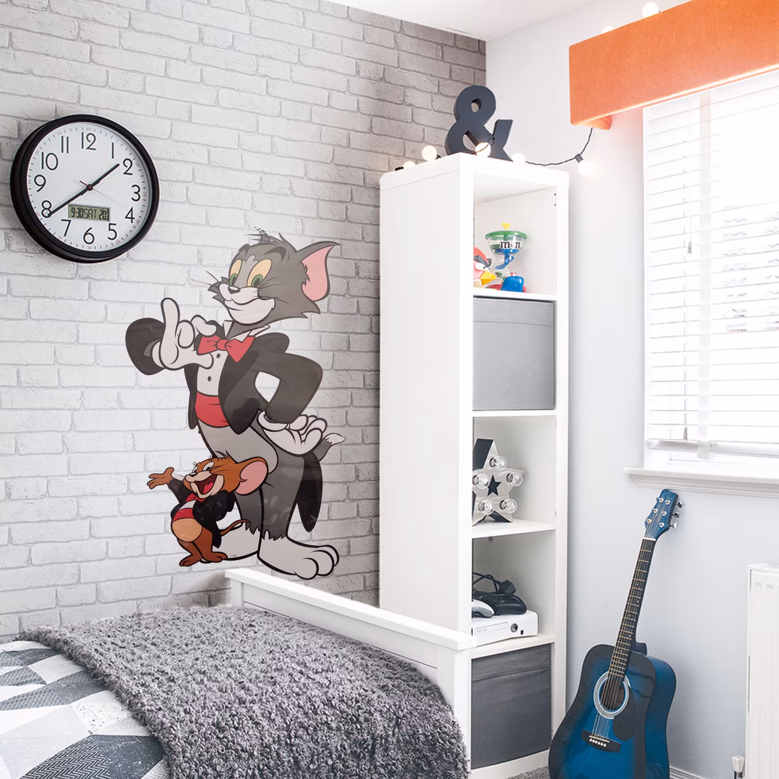 استیکر دیواری مدل تام و جری بزرگ(ابعاد56x88)