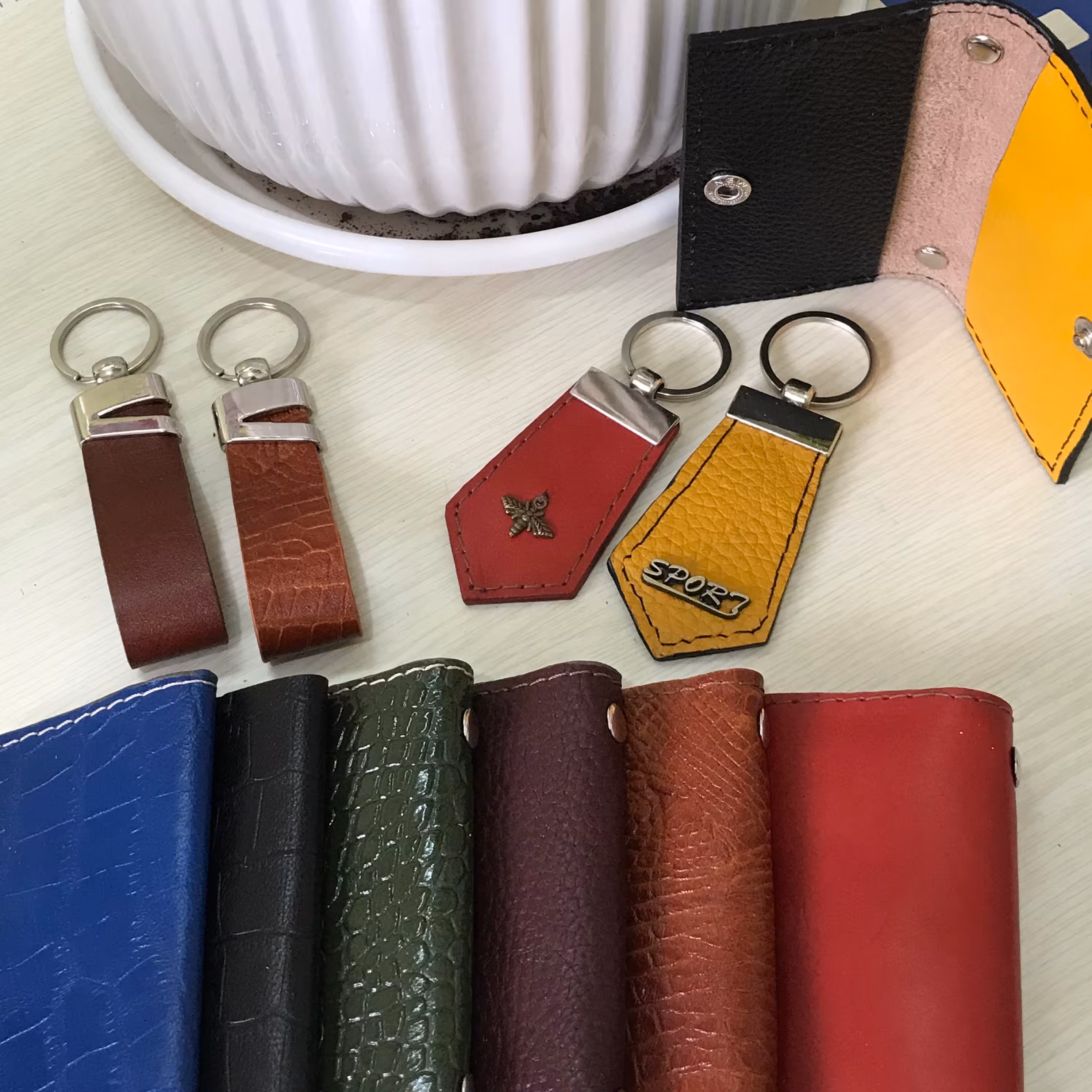 کیف جاکارتی چرم طبیعی (بزی وگاوی) 