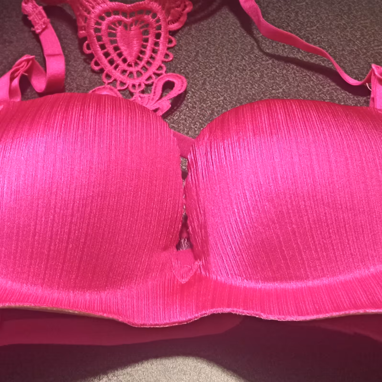 سوتین ژله ای وارداتی در دو رنگ مشکی و صورتی سایز 70,75