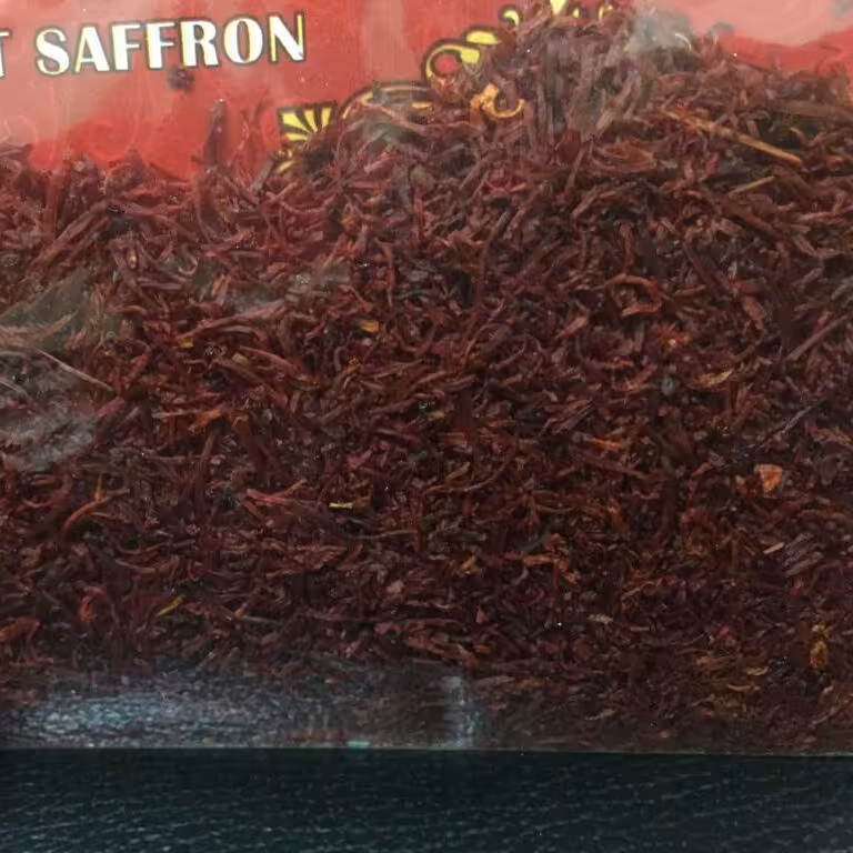 نرمه زعفران ممتاز قائنات یک مثقال سفارش سه مثقال و بیشتر  ارسال رایگان