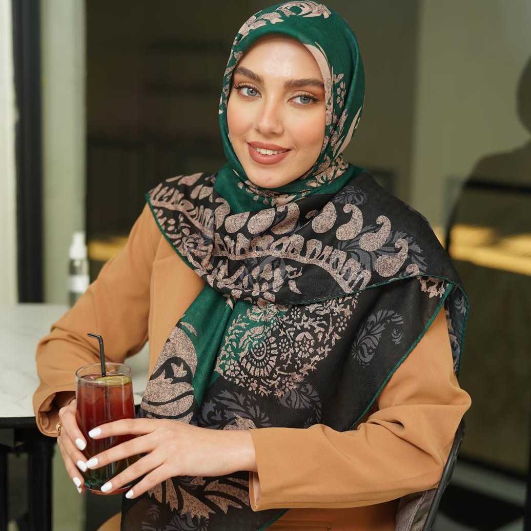 روسری نخی گارزا ژاکارد دور دست دوز قواره 140