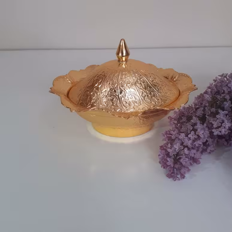 شکلات خوری بیضی طلایی