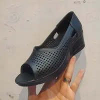 کفش زنانه تابستانی صندل سوراخدار طبی اداری پاشنه5سانت تبریز راحتی روزمره مخصوص کمر زانو برای ایستادن و پیاده روی طولانی 
