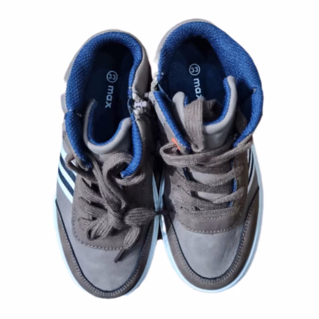 کفش بچه گانه برند مکس امارات متحده عربی بسیار عالی راحت باکیفیت بالا