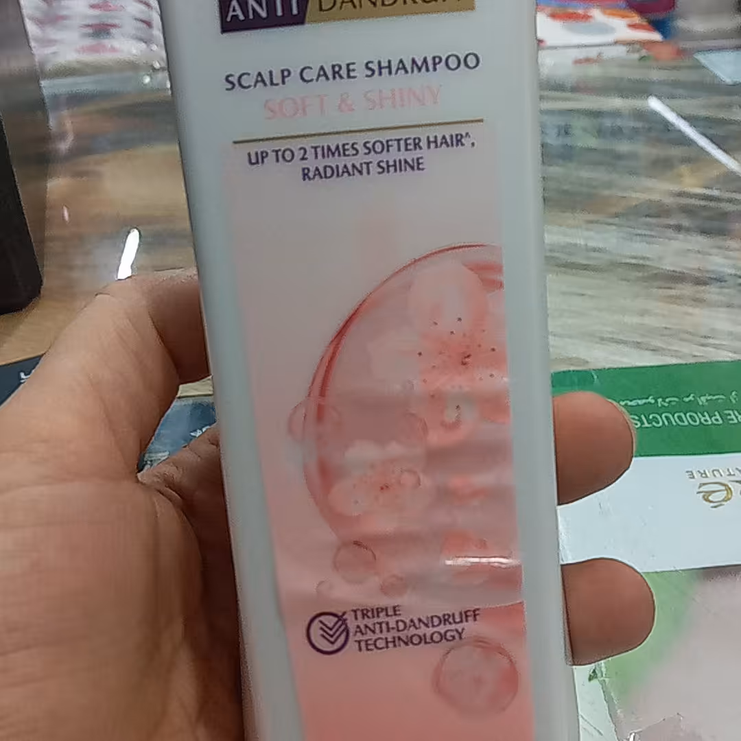 شامپو کلییرزنانه👩‍🦰ضد شوره مناسب هر مو درخشان کننده و حالت دهنده