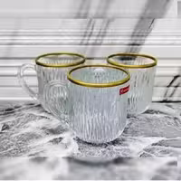 نیم لیوان سولو لب طلا دسته‌دار