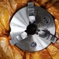 سه نظام 200 کره نشان