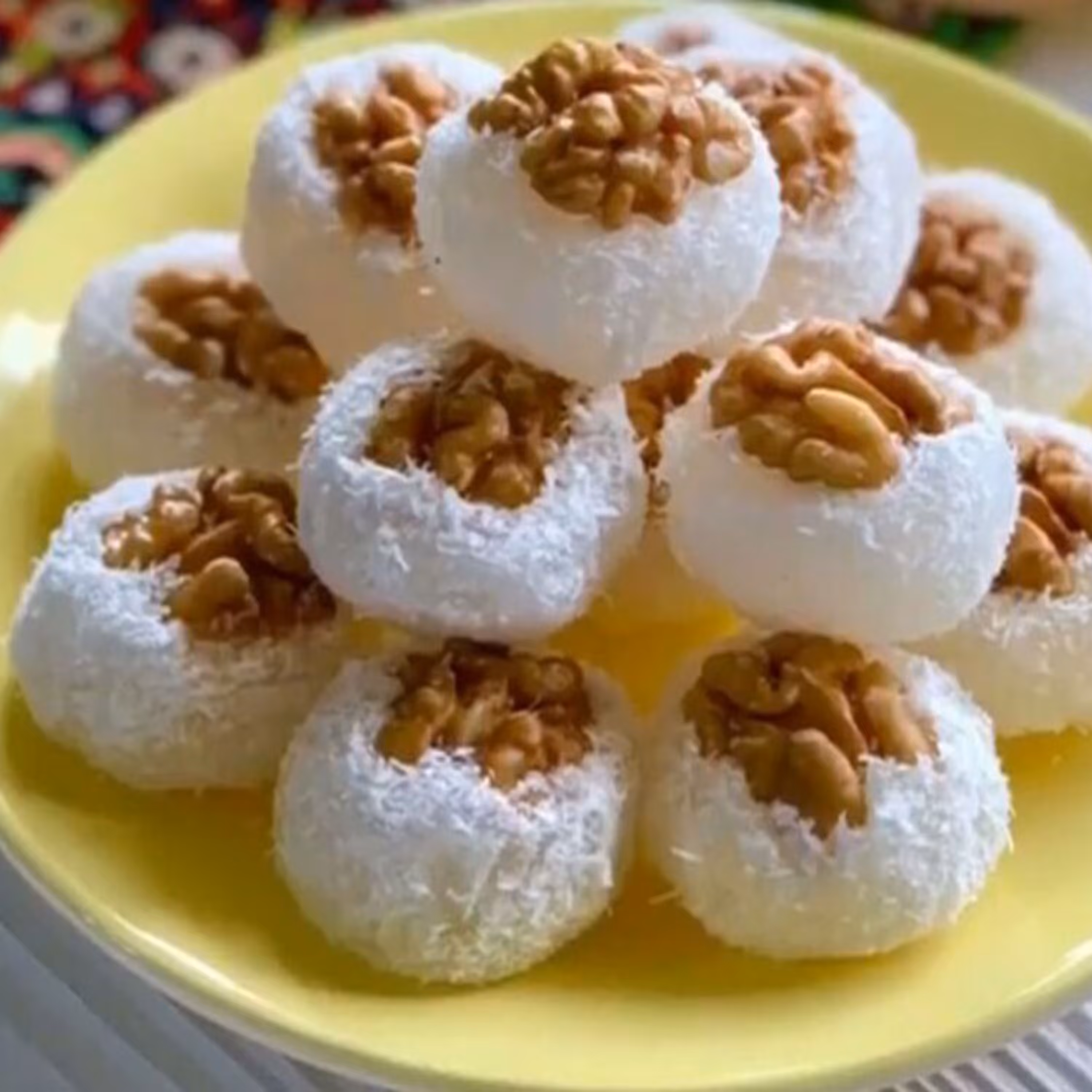 باسلوق مخصوص گردویی  نیم کیلویی ویژه یلدا