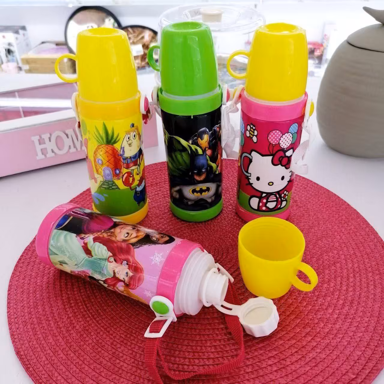 قمقمه پلاستیکی عرسکی