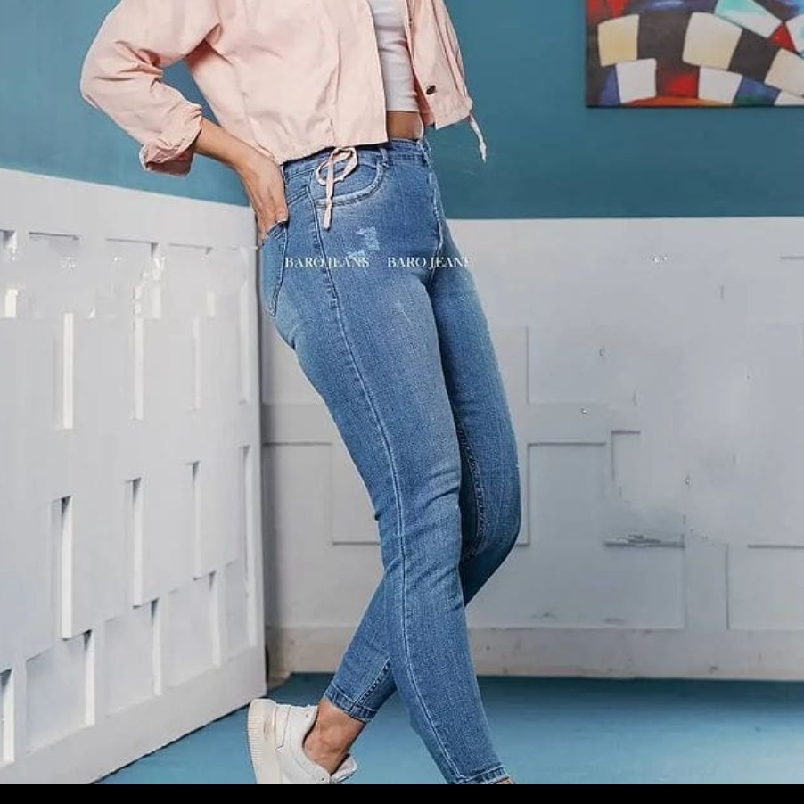 شلوار جین اسکینی جذب