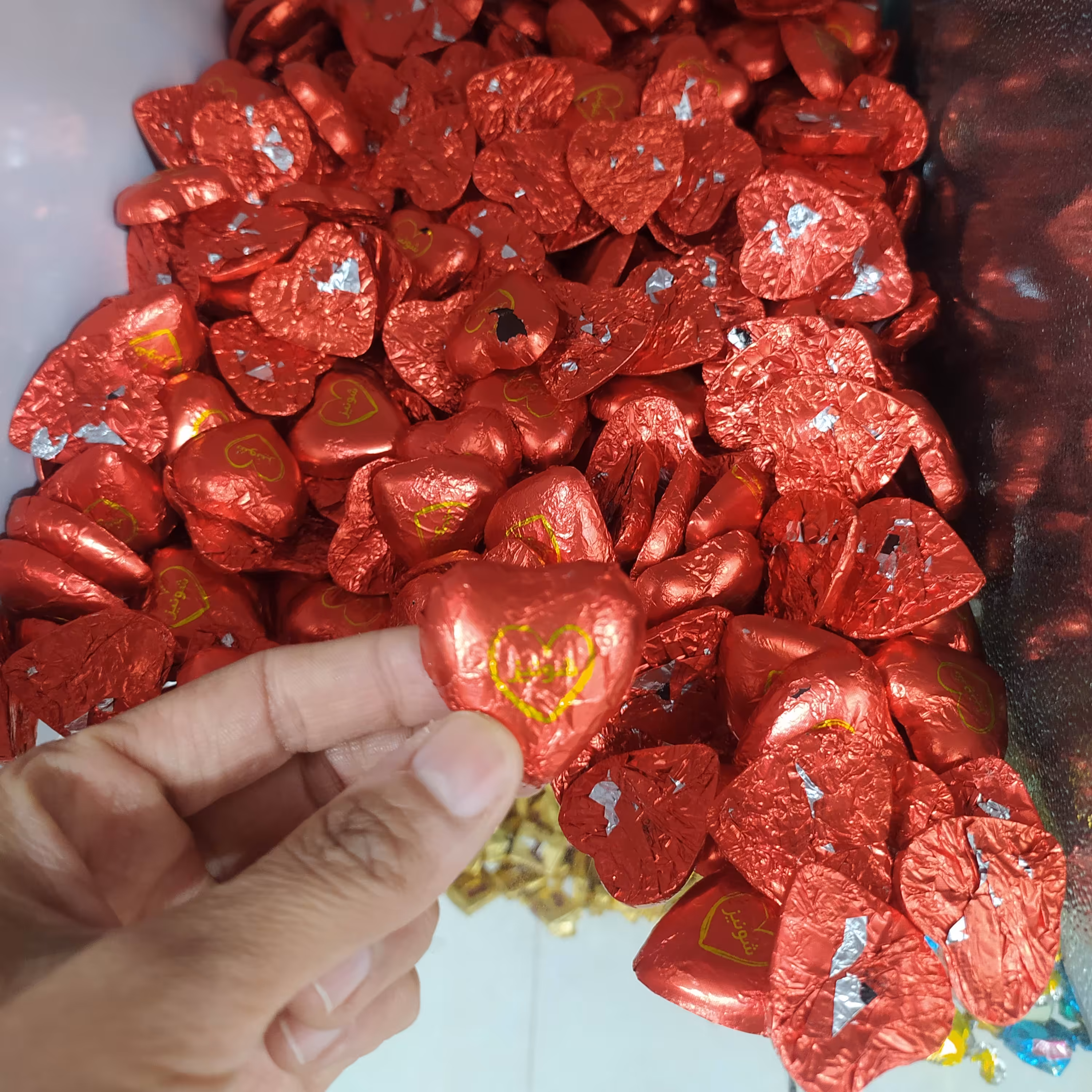 شکلات قلبی شونیز قرمز 78درصدی 200گرم 