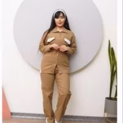 کد1402 مدل همیلا مانتو شلواردکمه پرچی