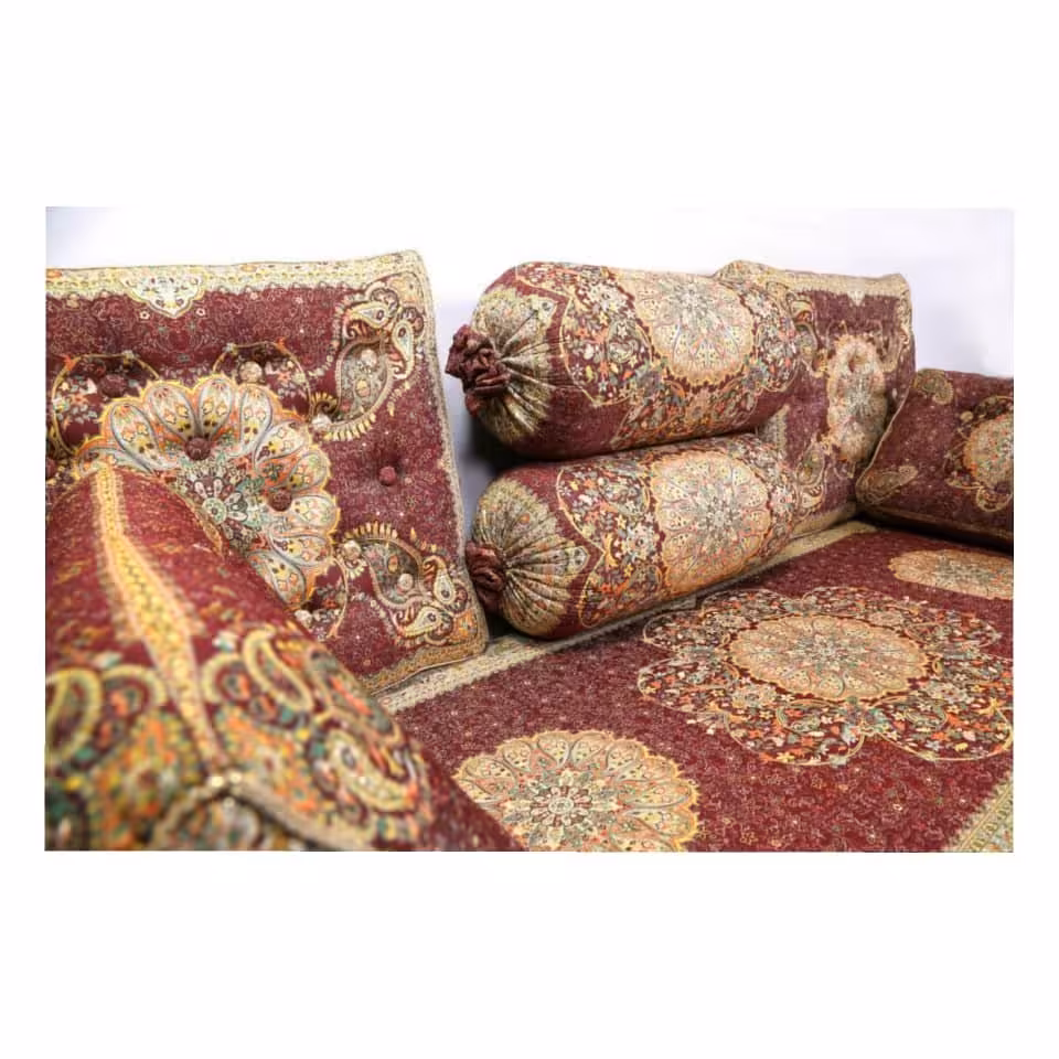 سرویس شاهنشین طرح افشار رنگ زرشکی(ست 7تیکه سنتی پشتی ترمه)