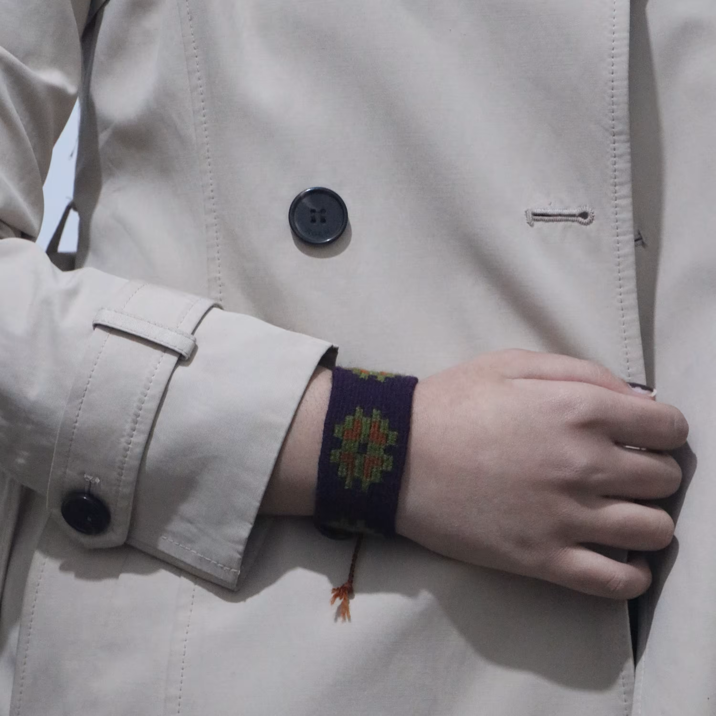 دستبند تک طرح سوسن