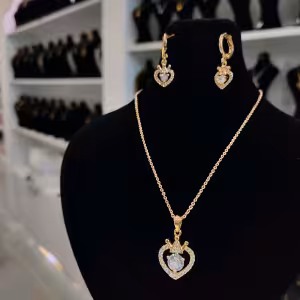 نیم ست نگینی قلب و تاج ، نیمست ژوپینگ