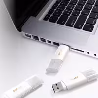 فلش مموری Silicon Power مدل Blaze B06 ظرفیت 32 گیگابایت USB 3.2