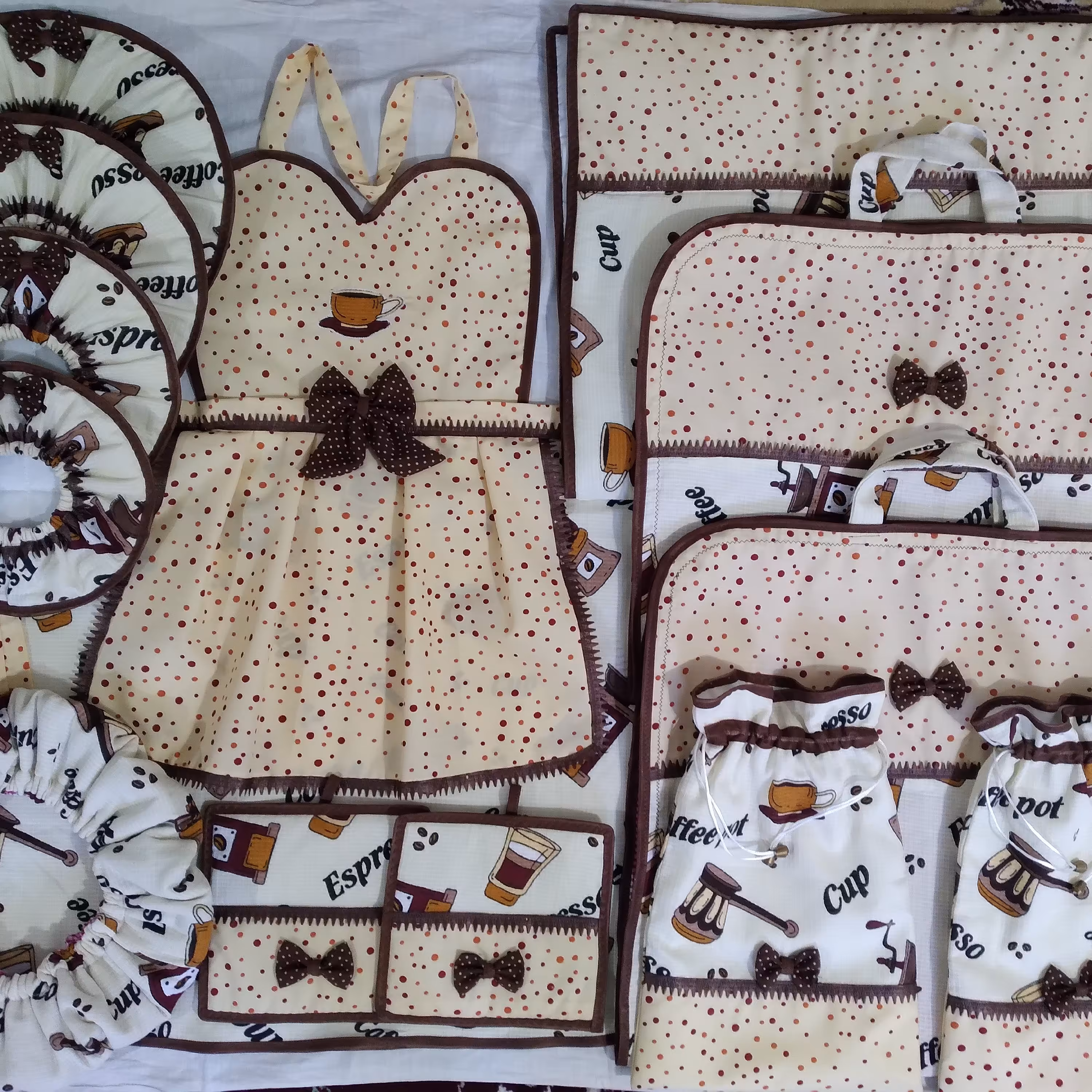 سرویس 13 تکه آشپزخانه