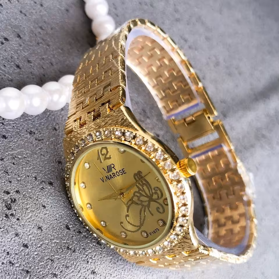 ست ساعت و دستبند زنانه و دخترانه...ست ساعت و دستبند..ساعت..دستبند