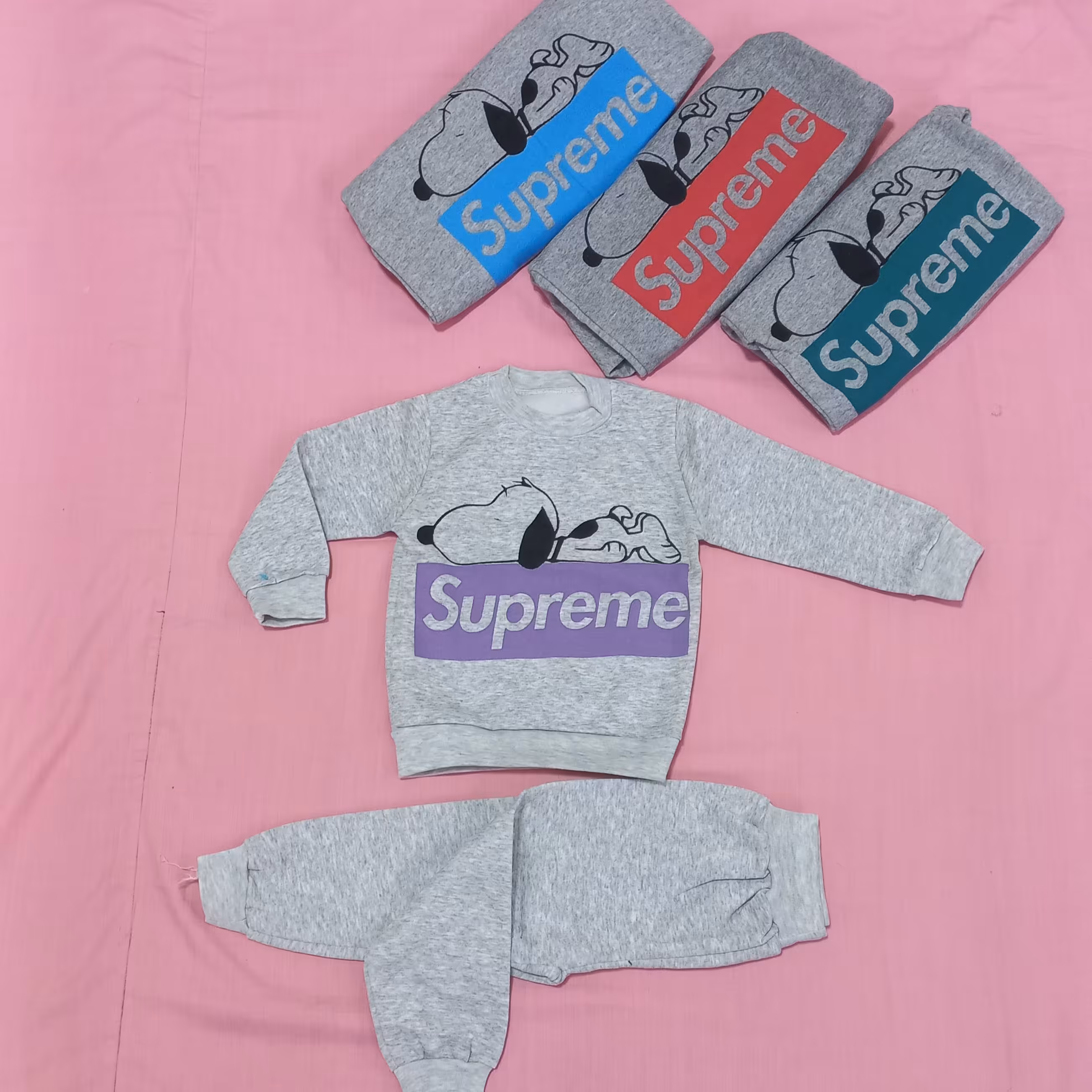 لباس و شلوار اسپرت بچگانه 