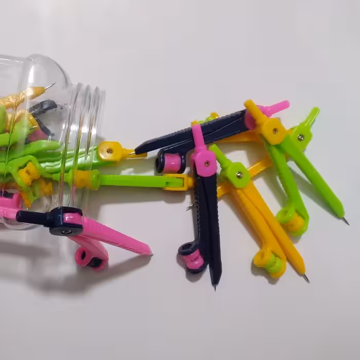 پرگار مدادی بدنه پلاستیک با کیفیت بالا 