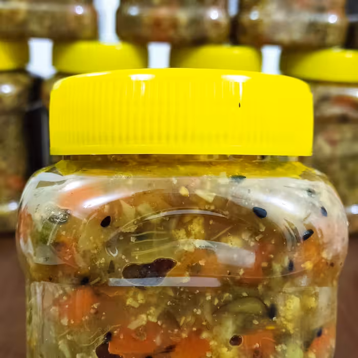 ترشی مخلوط خانگی نیم کیلویی