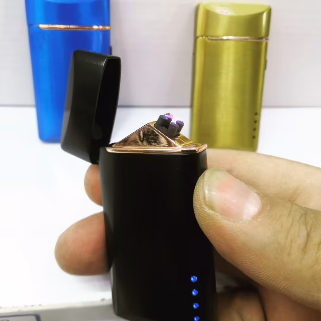 فندک شارژی پلاسما 4شیک مدرن کادویی متفاوت برای تمام سلیقه ها