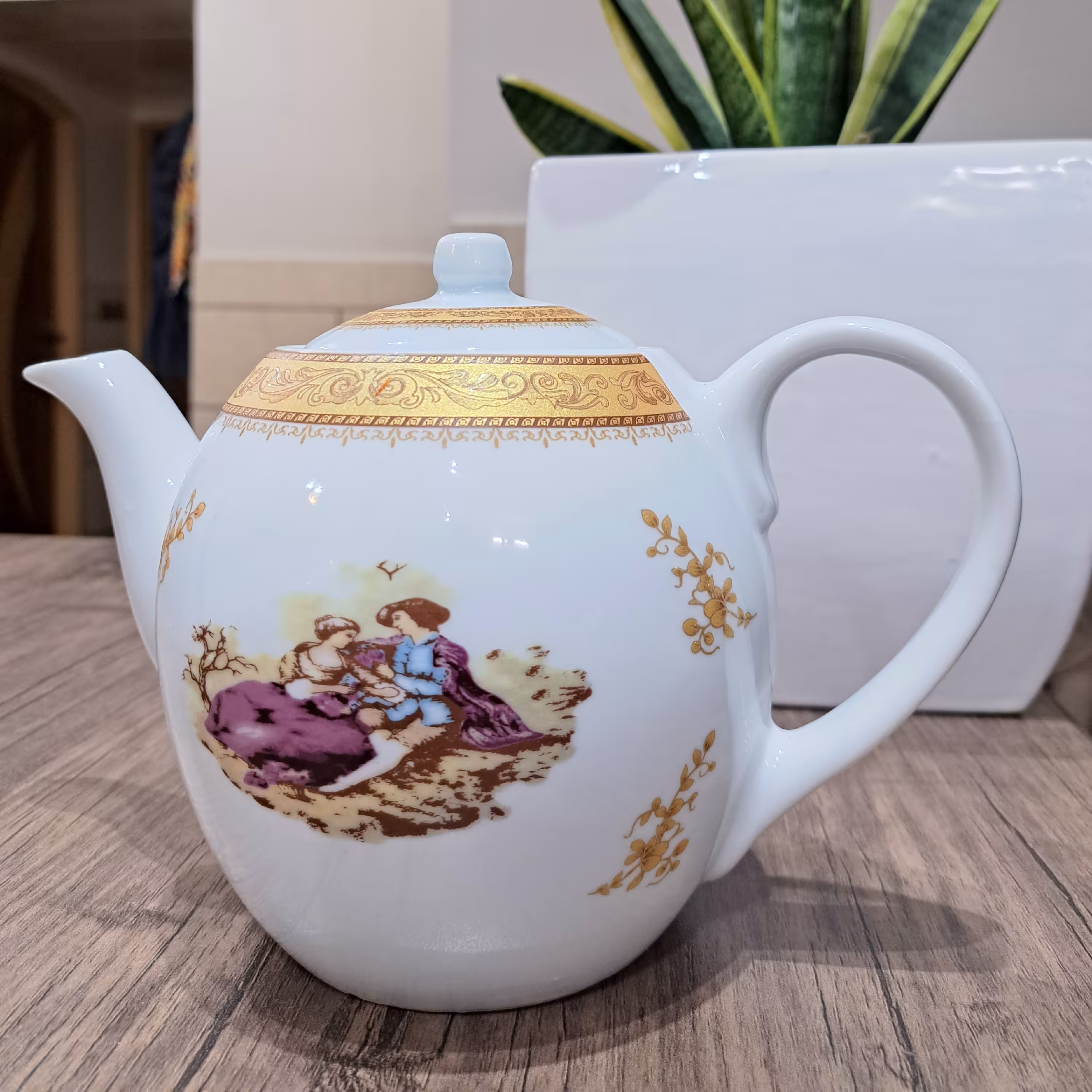 قوری چینی طرح لیلی و مجنون سایز بزرگ