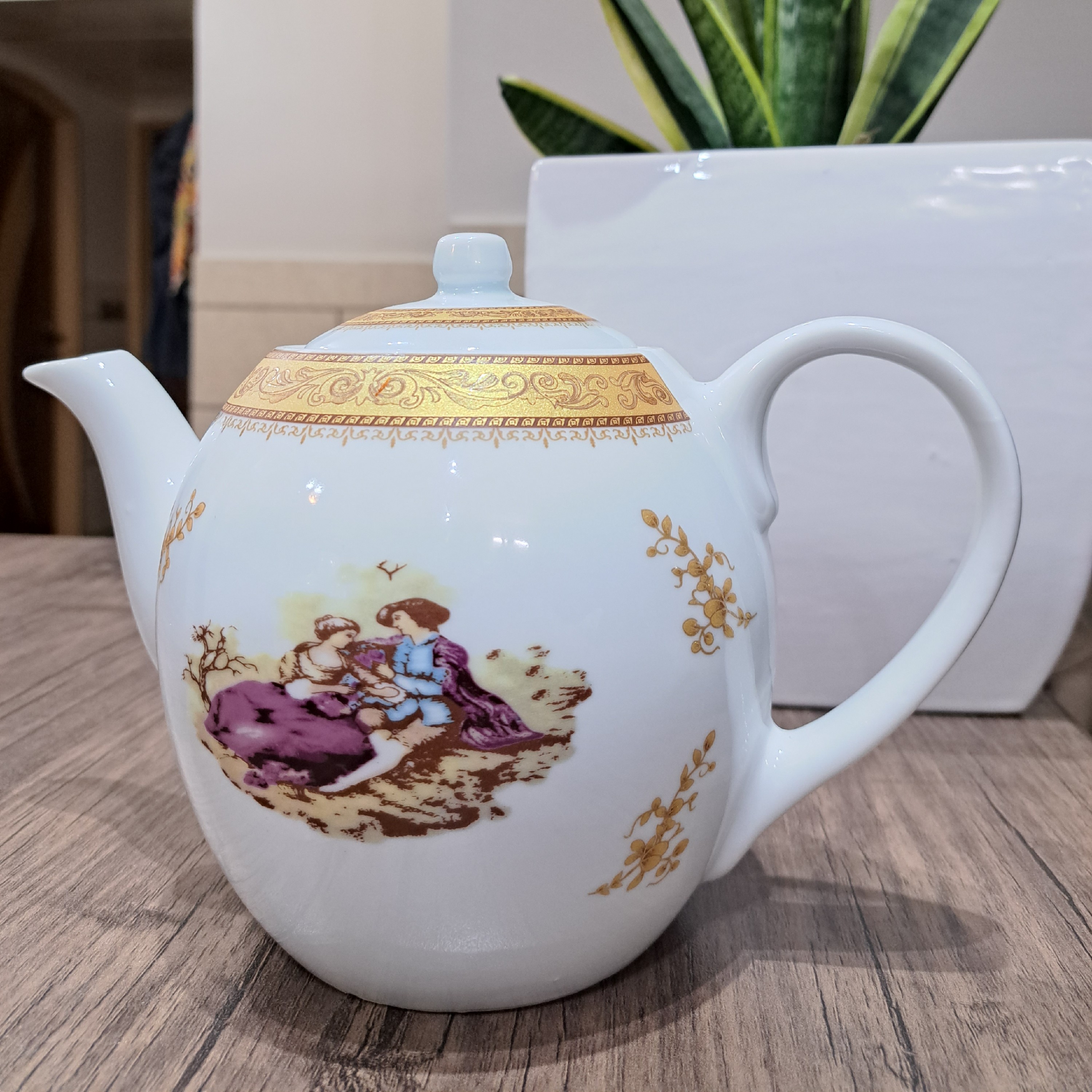 قوری چینی طرح لیلی و مجنون سایز بزرگ