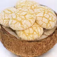 کوکی ترک دار  زعفرانی با مغز شکلات             500 گرمی خانگی ارسال زنجان بصورت پیک پس کرایه 