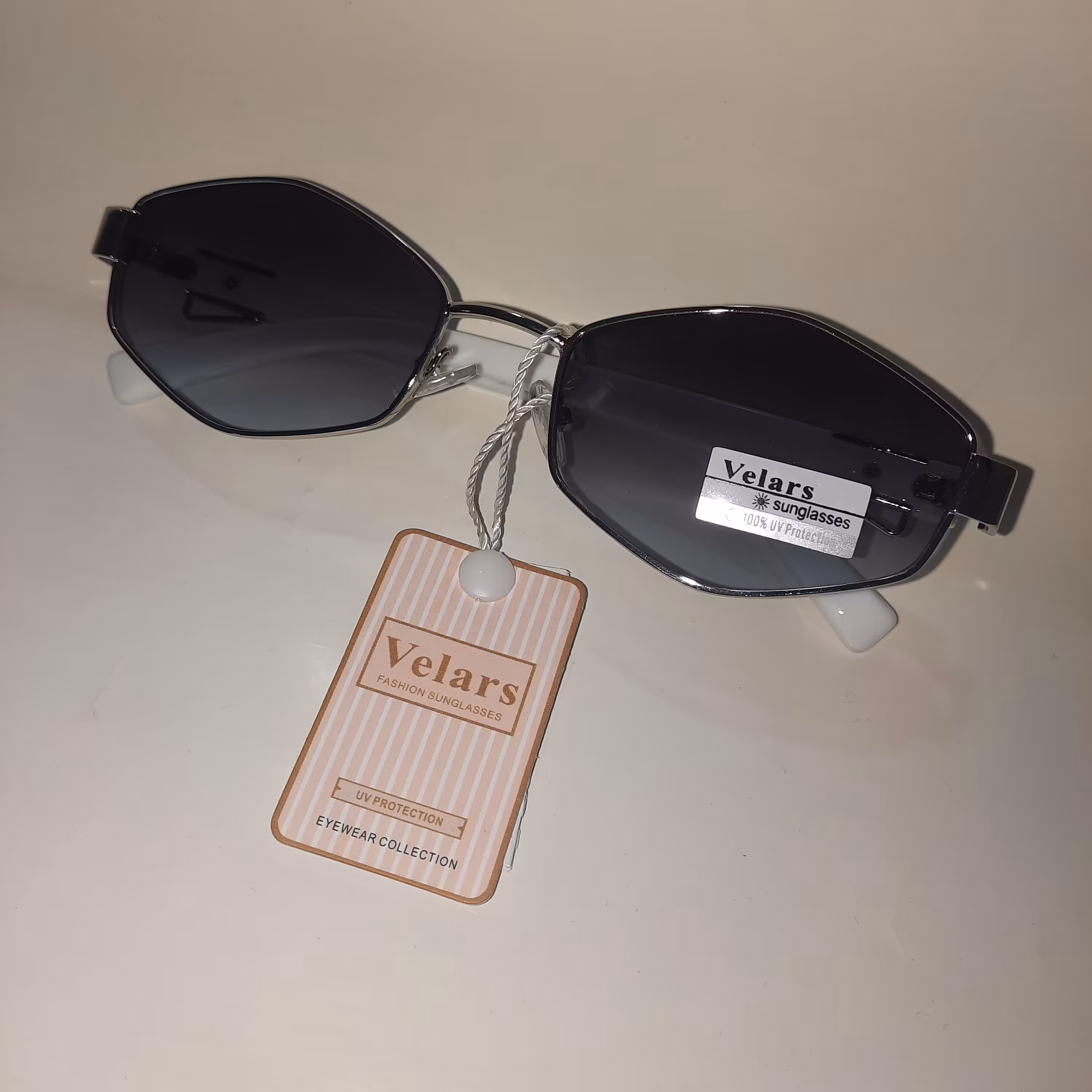 عینک آفتابی شش ضلعی اسپرت زنانه و مردانه ارسال رایگان فریم فلزی سایز متوسط روبه کوچک