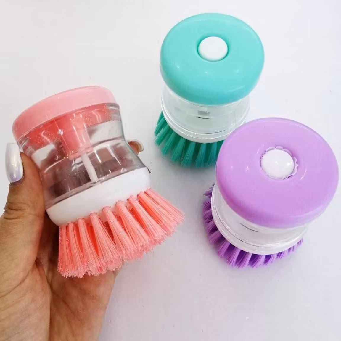 فرچه مخزن دار ظرفشویی  شیشه ای در رنگبندی 