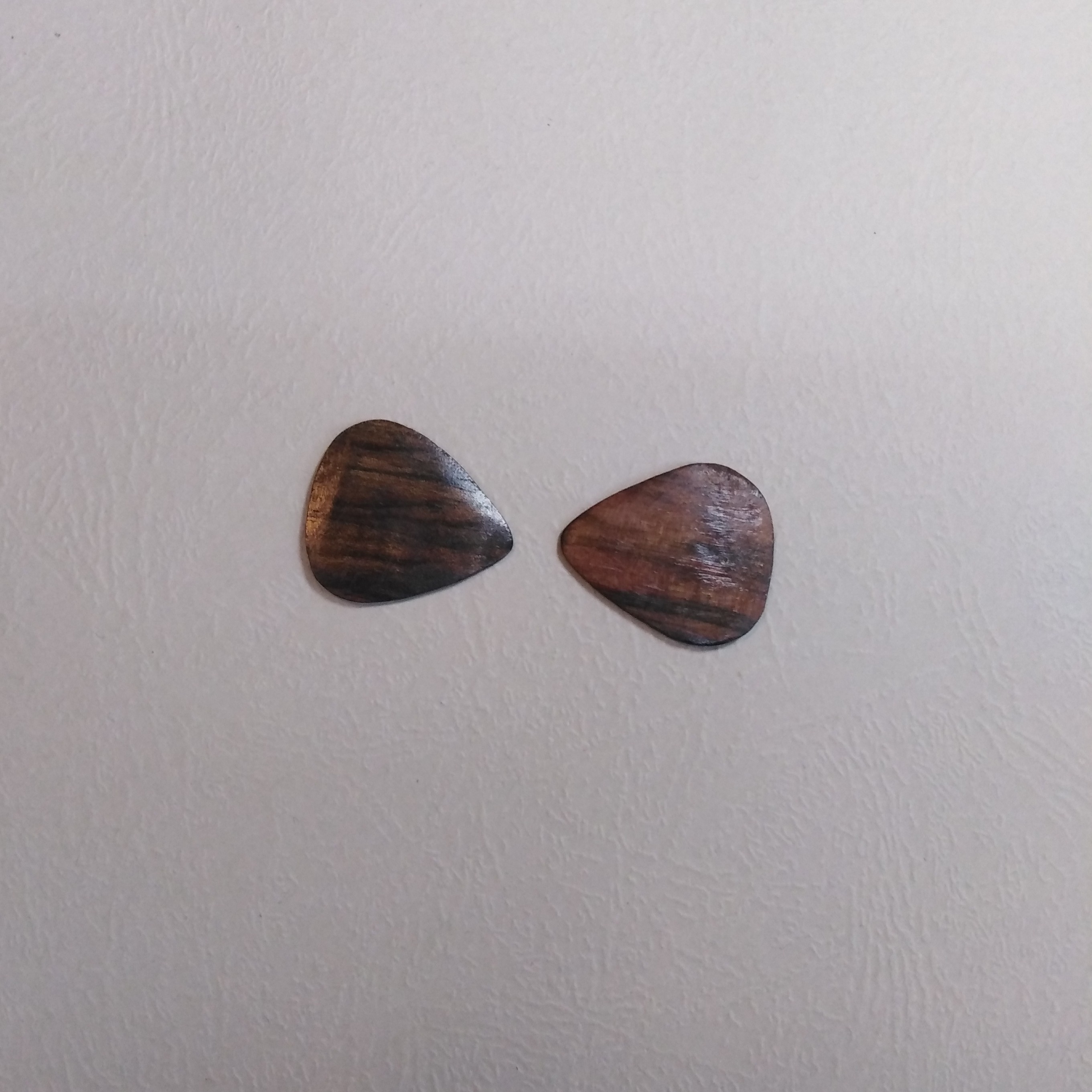 مضراب چوبی گیتار(2عدد)
