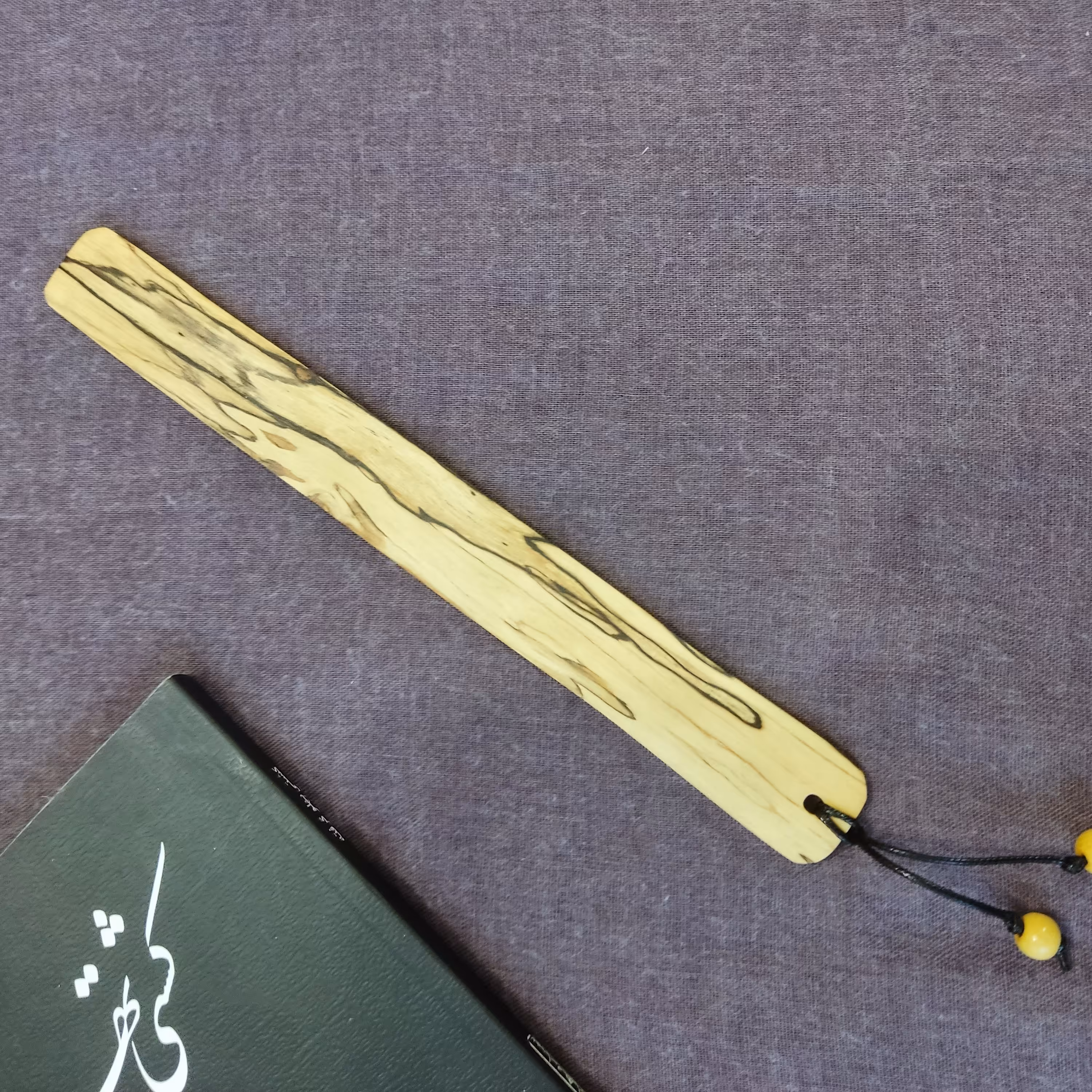 نشانگر کتاب چوبی (بوکمارک) 