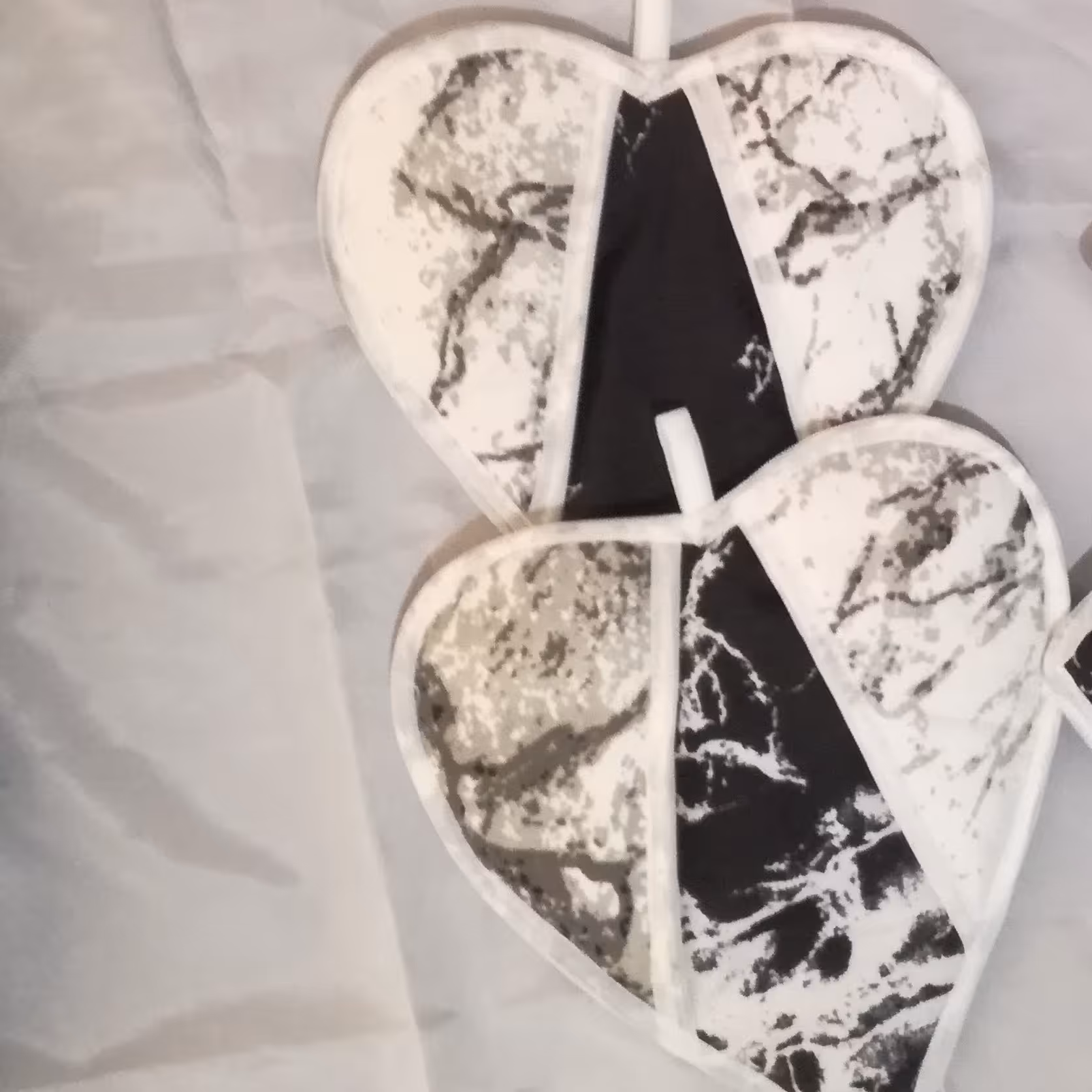 دستگیره قلبی جنس پشم شیشه نسوزقابل شستشو مناسب برای آشپزخانه