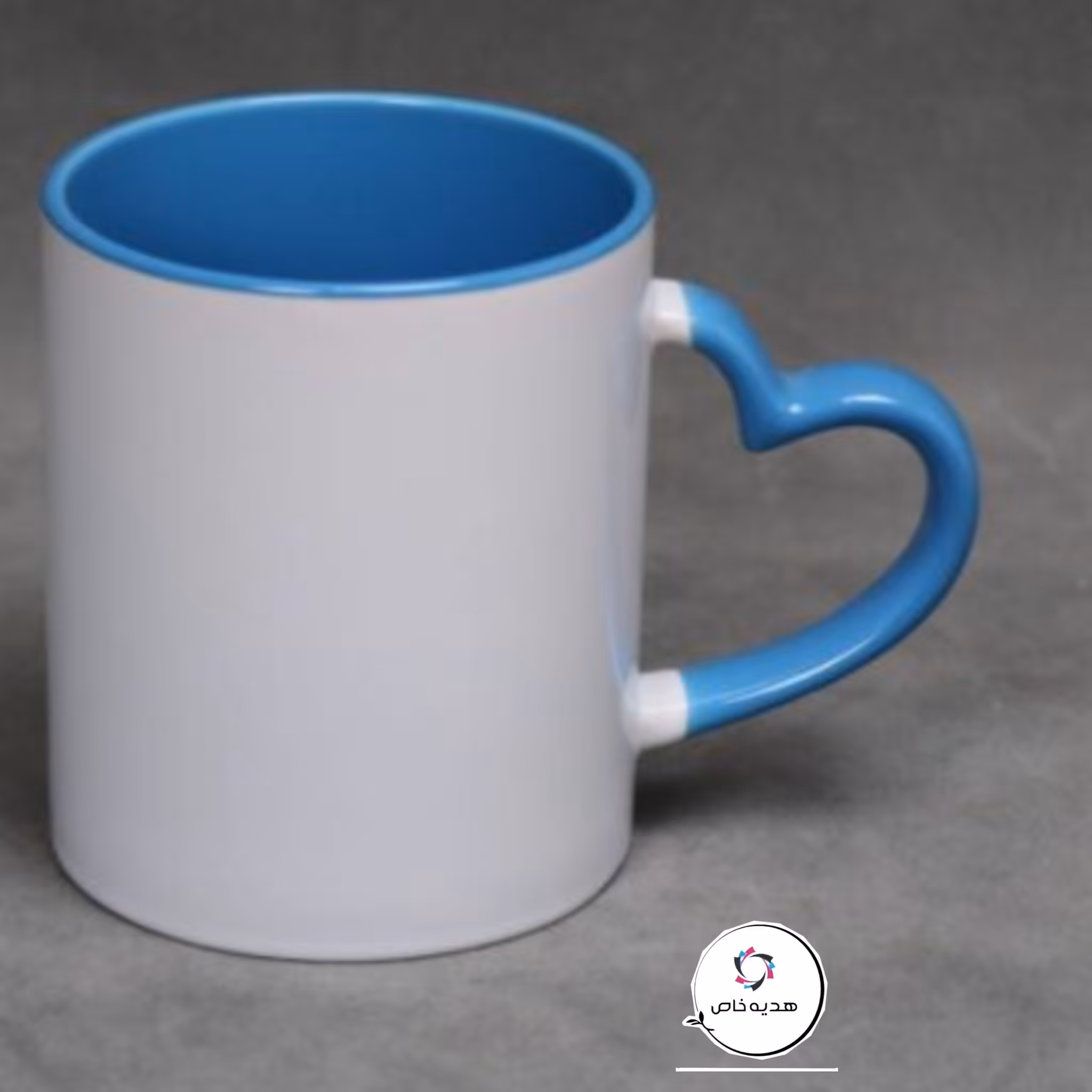 لیوان رنگی دسته قلبی 