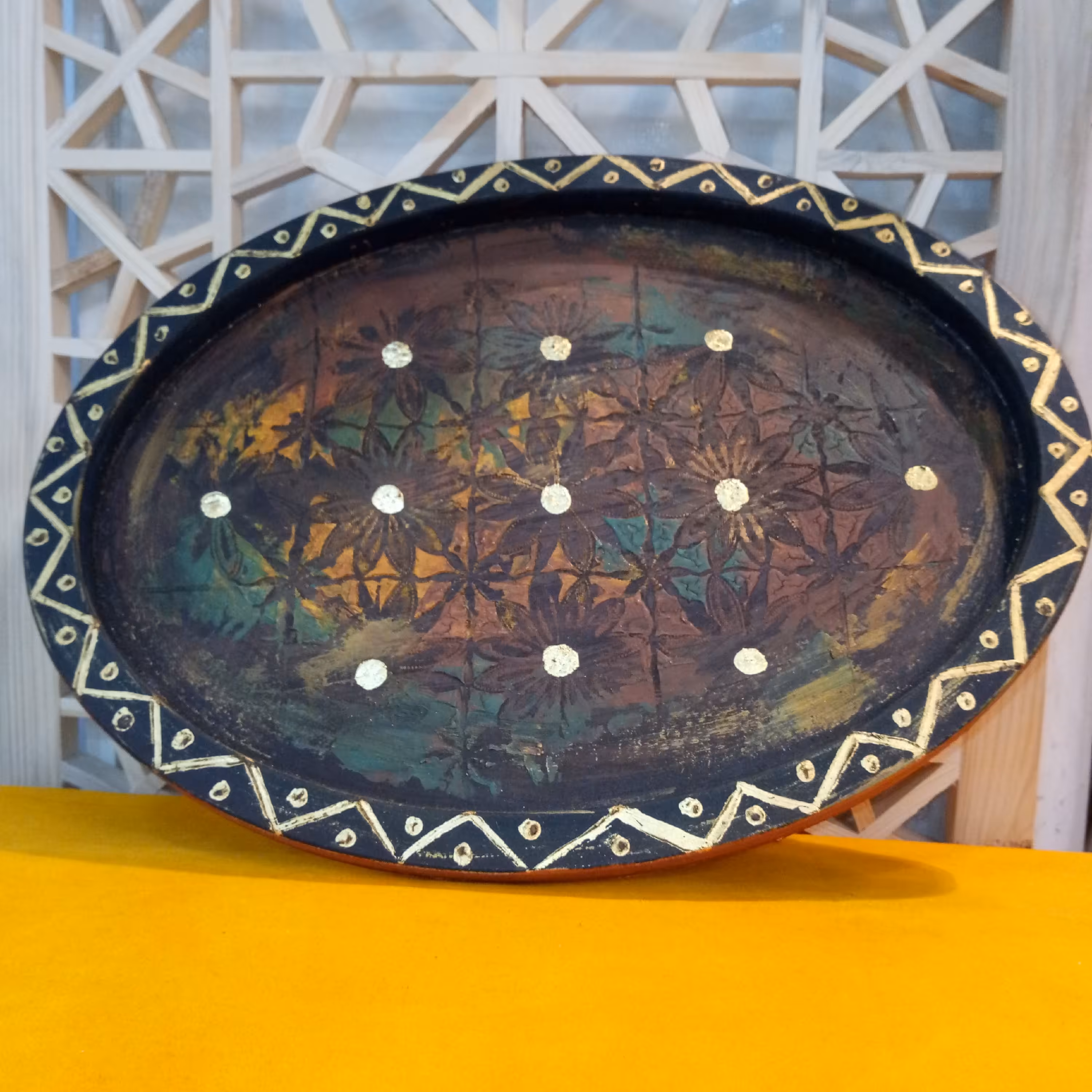 سینی چوبی، بیضی شکل، قابل سفارش در ابعاد و اشکال متفاوت 